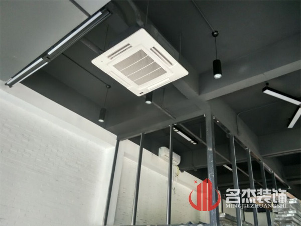 加可斯辦公室蜜桃成人在线免费视频1.jpg