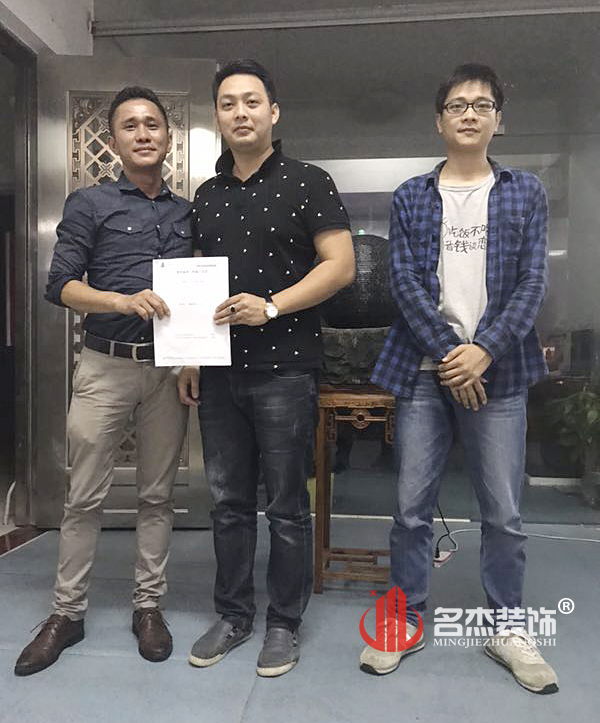 辦公室蜜桃成人在线免费视频.jpg 辦公室蜜桃成人在线免费视频.jpg
