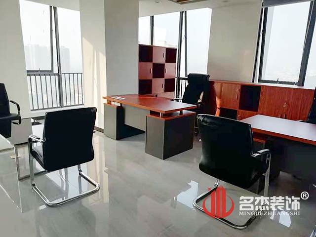 辦公室蜜桃成人在线免费视频.jpg
