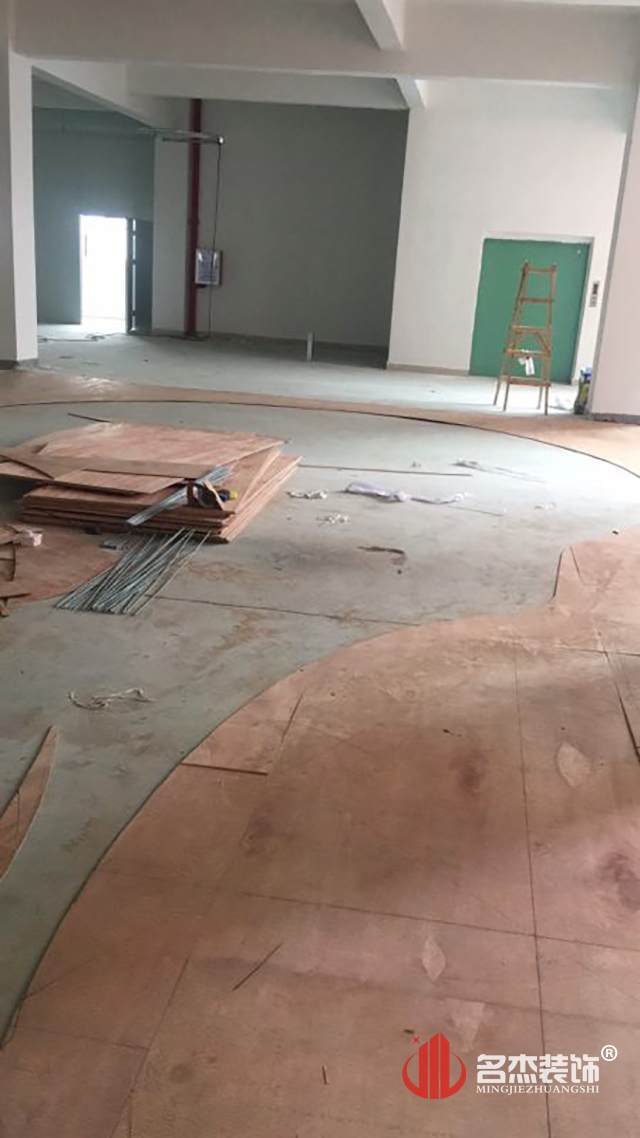 辦公室設計蜜桃成人在线免费视频.jpg