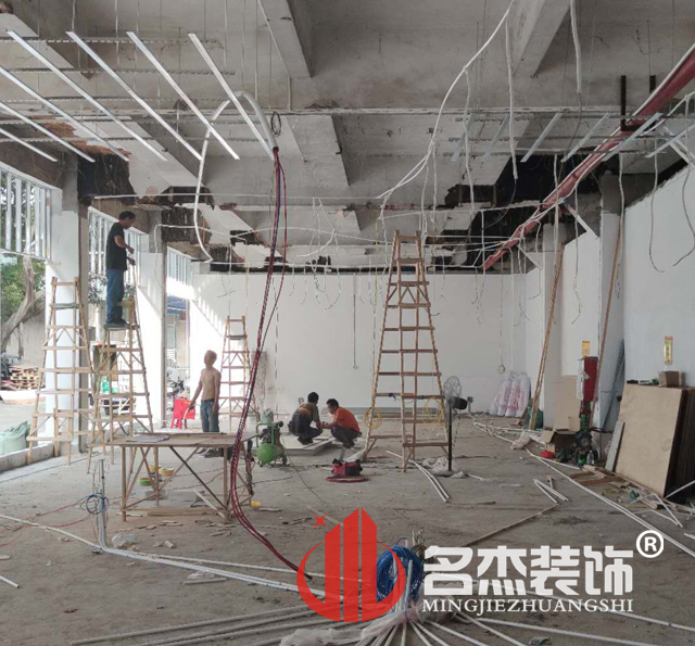 辦公室蜜桃成人在线免费视频