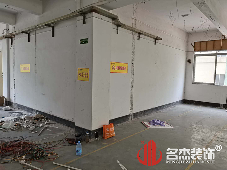 辦公室蜜桃成人在线免费视频