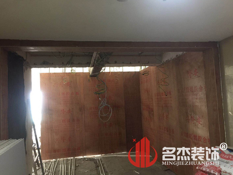 辦公室蜜桃成人在线免费视频