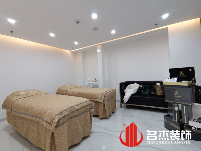 辦公室蜜桃成人在线免费视频
