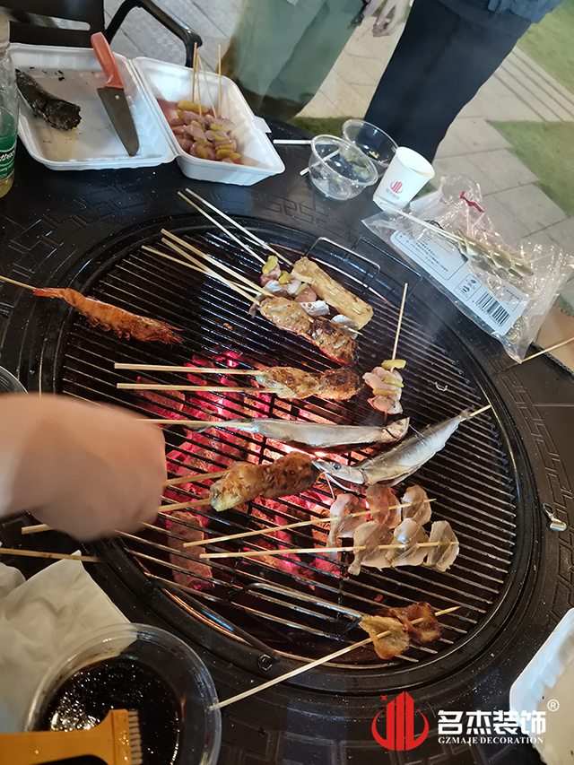 蜜桃视频黄色网站入口裝飾遊記