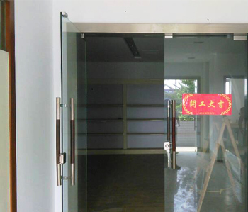 廣州千般就廠房辦公室蜜桃成人在线免费视频項目開工啦！