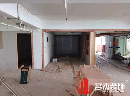 巡工地日記，理想資訊科技辦公室蜜桃成人在线免费视频項目進行中